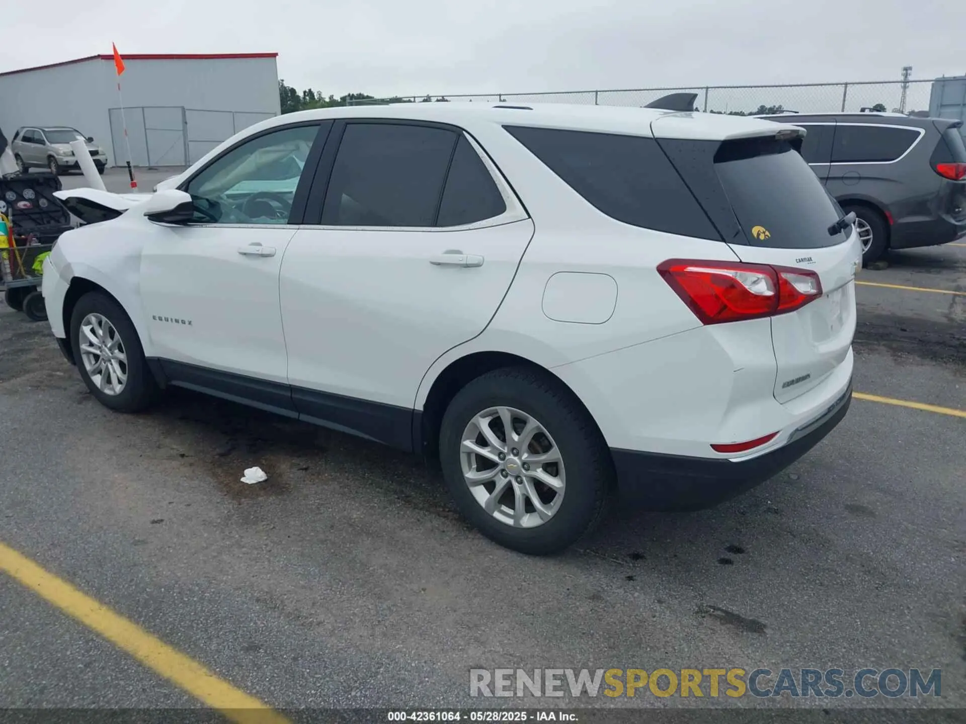 3 Photograph of a damaged car 2GNAXKEV4K6127271 CHEVROLET EQUINOX 2019