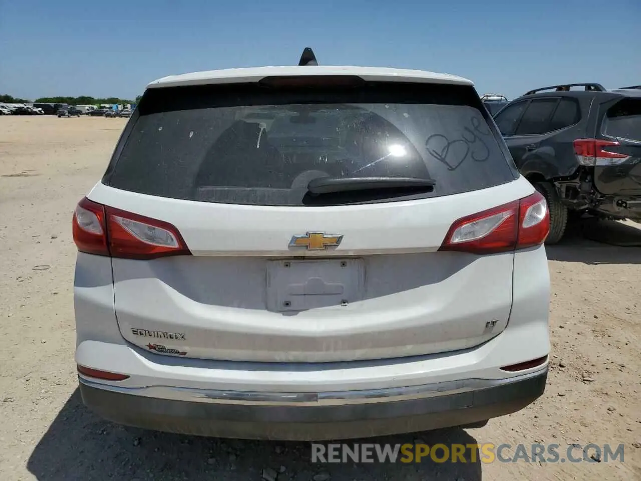 6 Photograph of a damaged car 2GNAXKEV4K6129604 CHEVROLET EQUINOX 2019