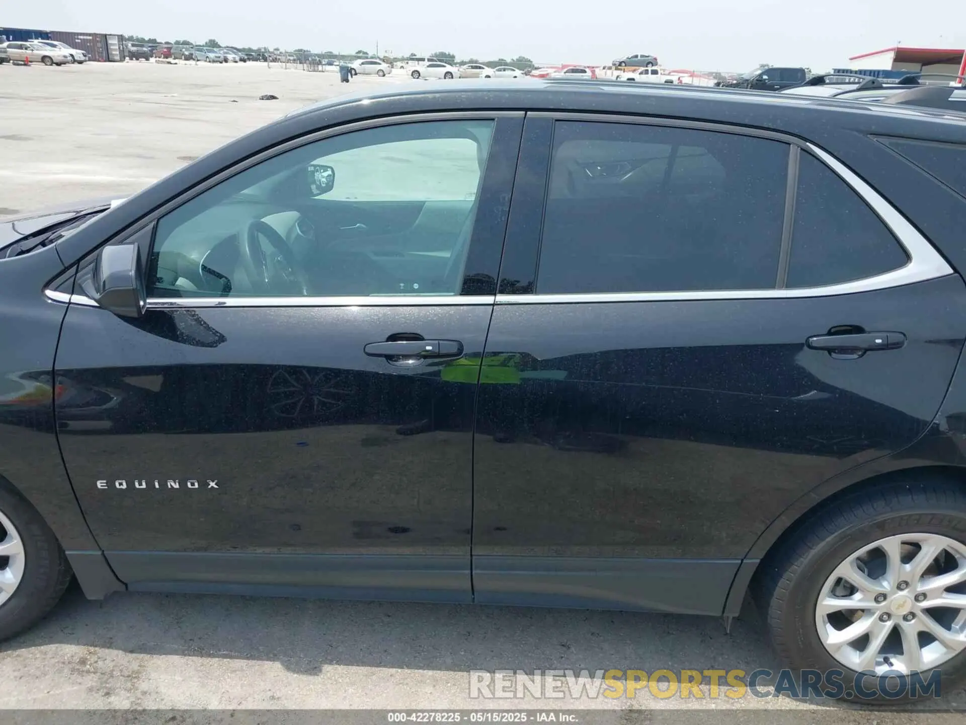 14 Photograph of a damaged car 2GNAXKEV4K6143230 CHEVROLET EQUINOX 2019