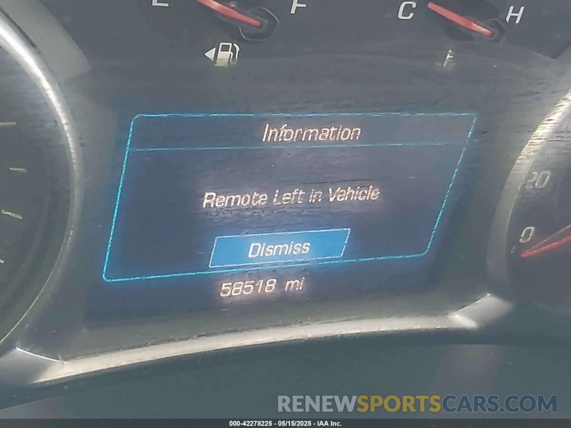 15 Photograph of a damaged car 2GNAXKEV4K6143230 CHEVROLET EQUINOX 2019