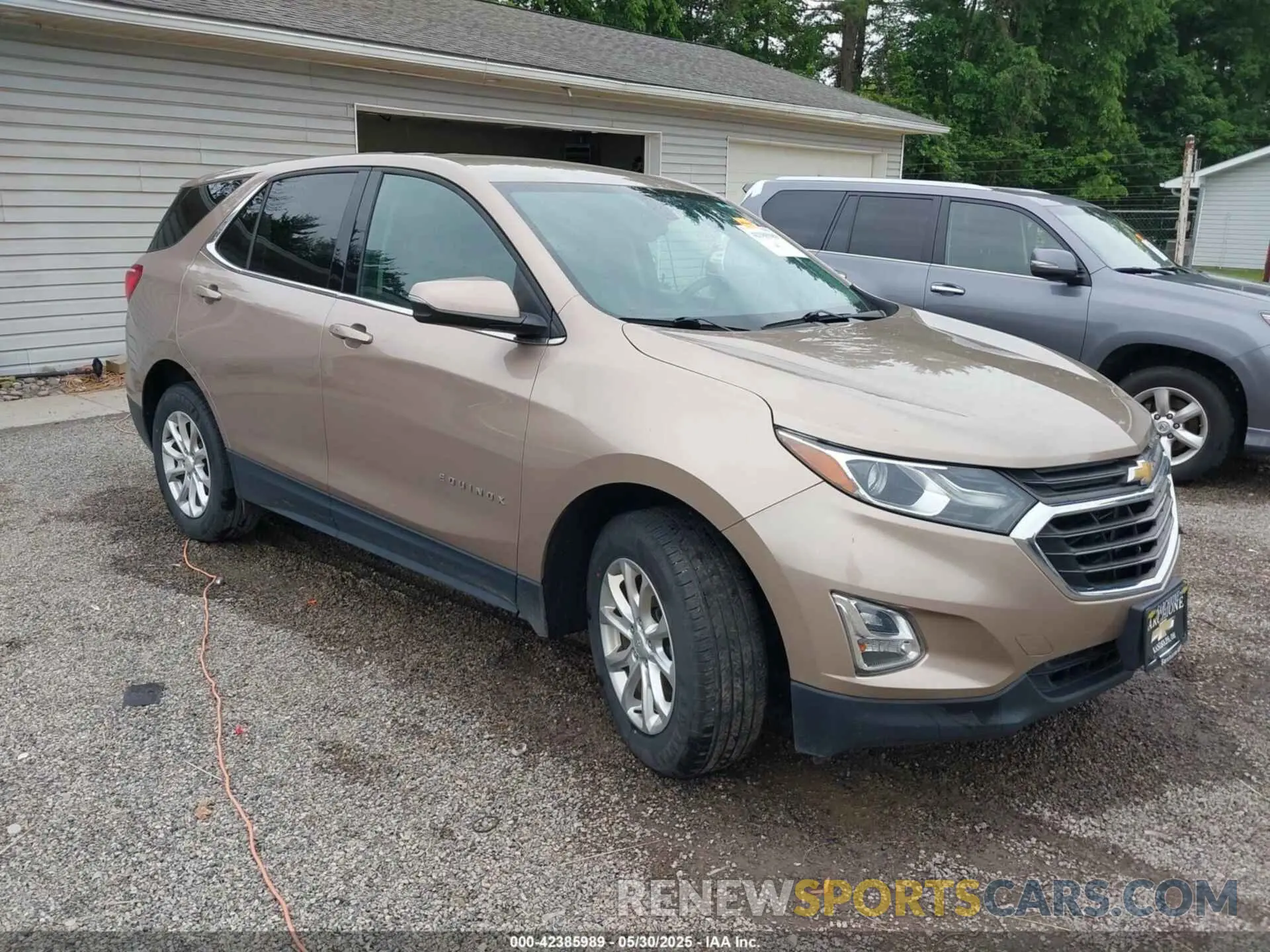 1 Photograph of a damaged car 2GNAXKEV4K6160044 CHEVROLET EQUINOX 2019
