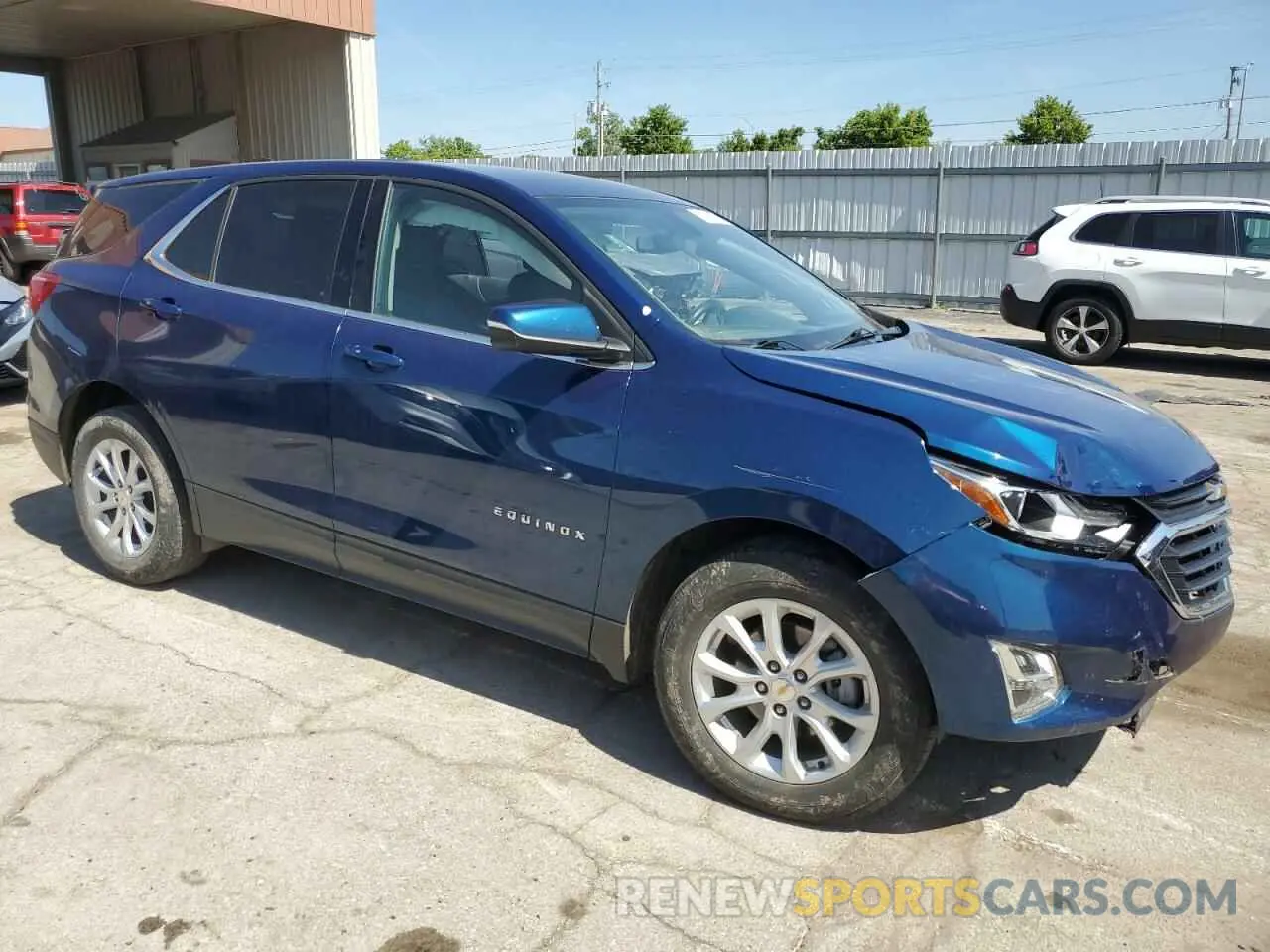 4 Photograph of a damaged car 2GNAXKEV4K6205502 CHEVROLET EQUINOX 2019