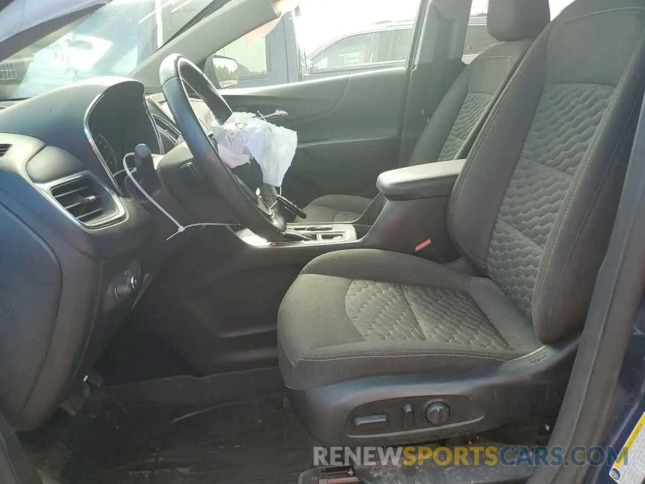 7 Photograph of a damaged car 2GNAXKEV4K6205502 CHEVROLET EQUINOX 2019