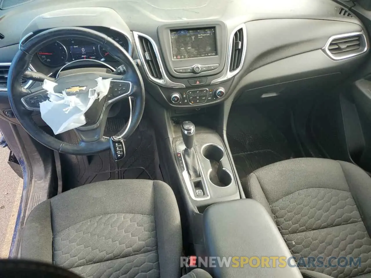 8 Photograph of a damaged car 2GNAXKEV4K6205502 CHEVROLET EQUINOX 2019