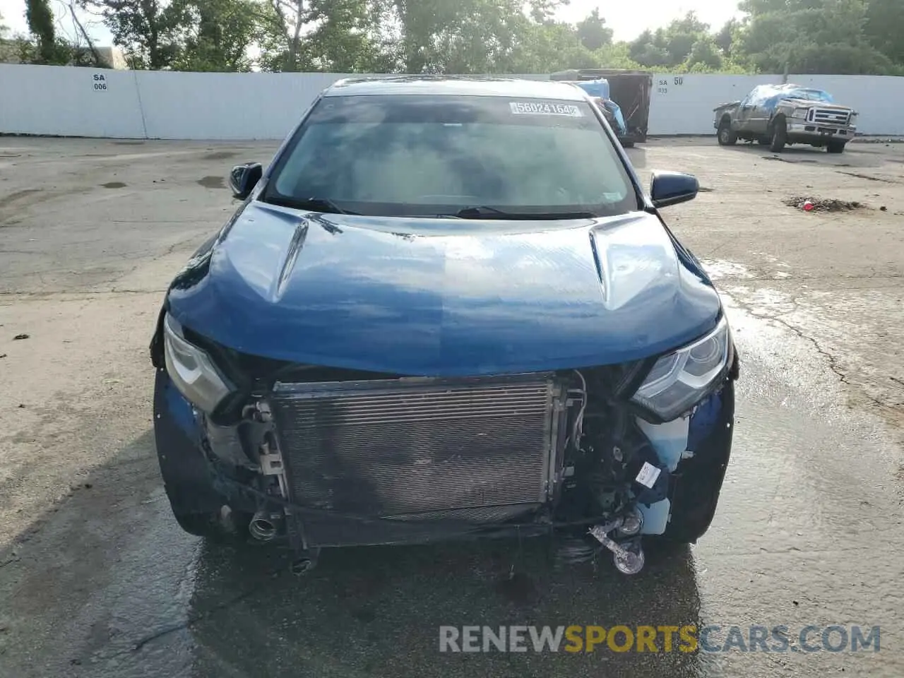 5 Photograph of a damaged car 2GNAXKEV4K6215561 CHEVROLET EQUINOX 2019