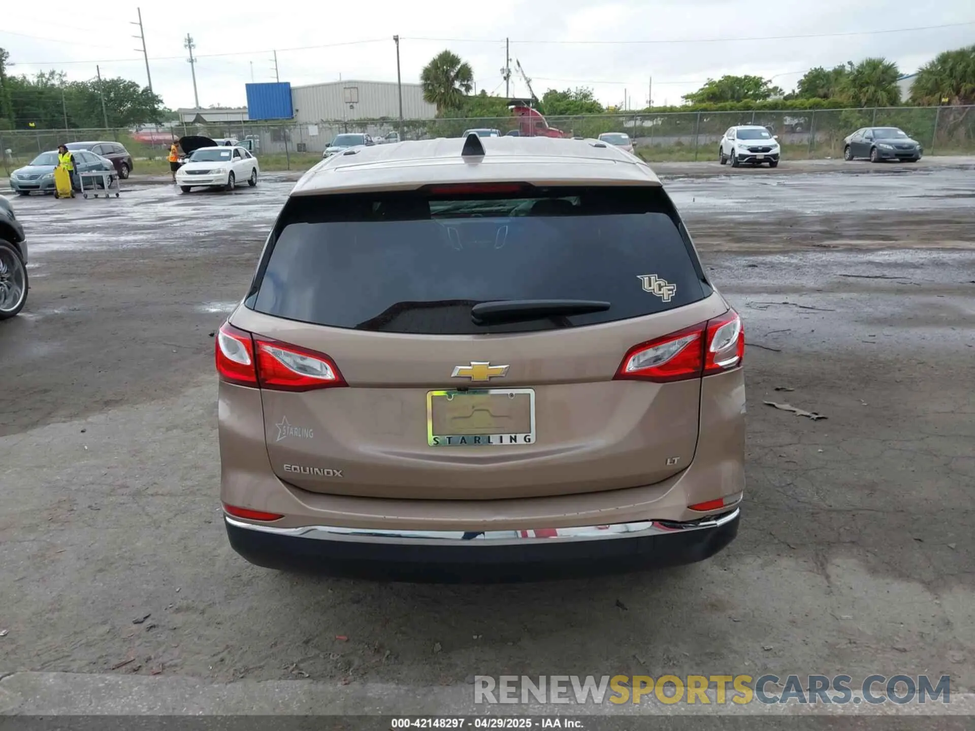 15 Photograph of a damaged car 2GNAXKEV4K6259009 CHEVROLET EQUINOX 2019