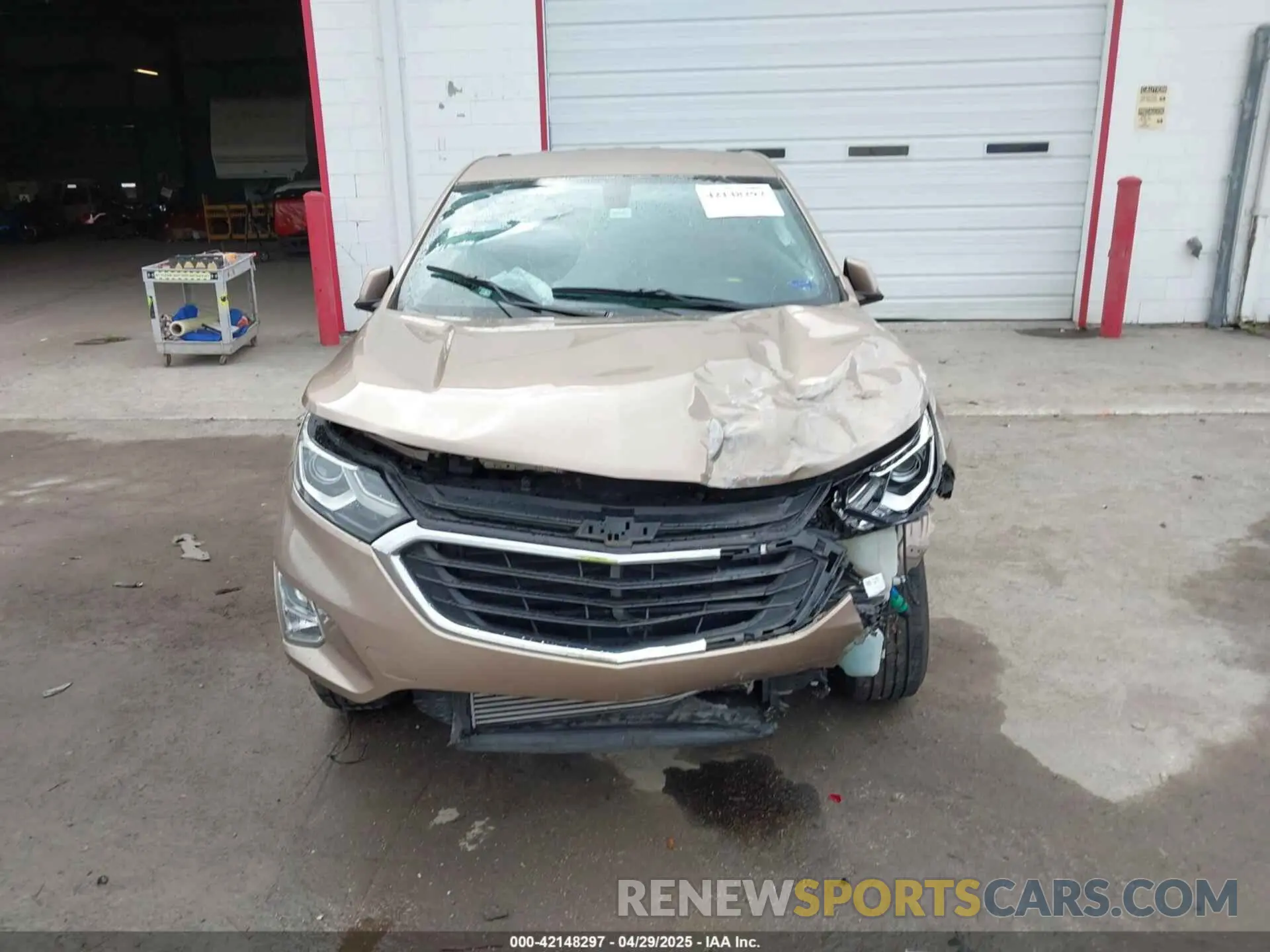 6 Photograph of a damaged car 2GNAXKEV4K6259009 CHEVROLET EQUINOX 2019
