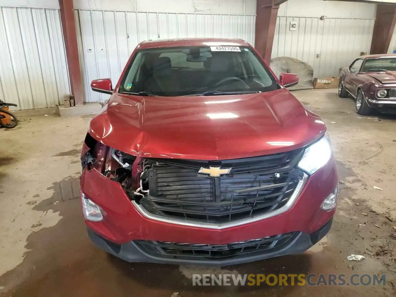 5 Photograph of a damaged car 2GNAXKEV5K6107563 CHEVROLET EQUINOX 2019