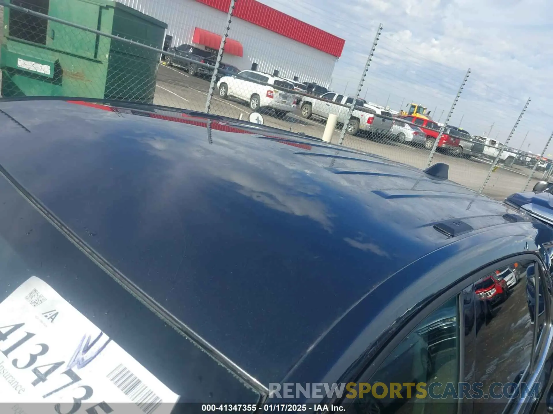 19 Photograph of a damaged car 2GNAXKEV5K6142393 CHEVROLET EQUINOX 2019