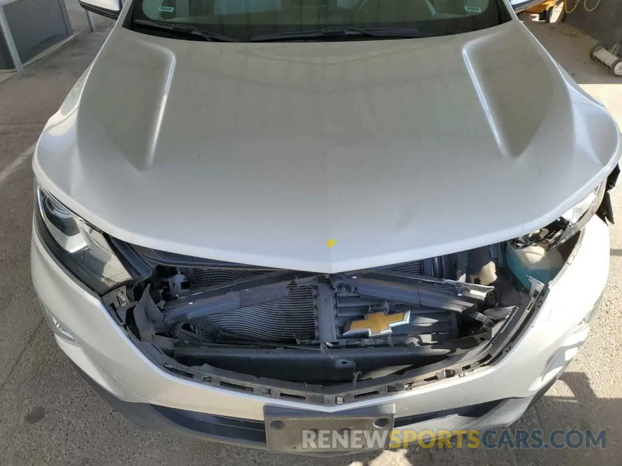 12 Photograph of a damaged car 2GNAXKEV5K6148744 CHEVROLET EQUINOX 2019
