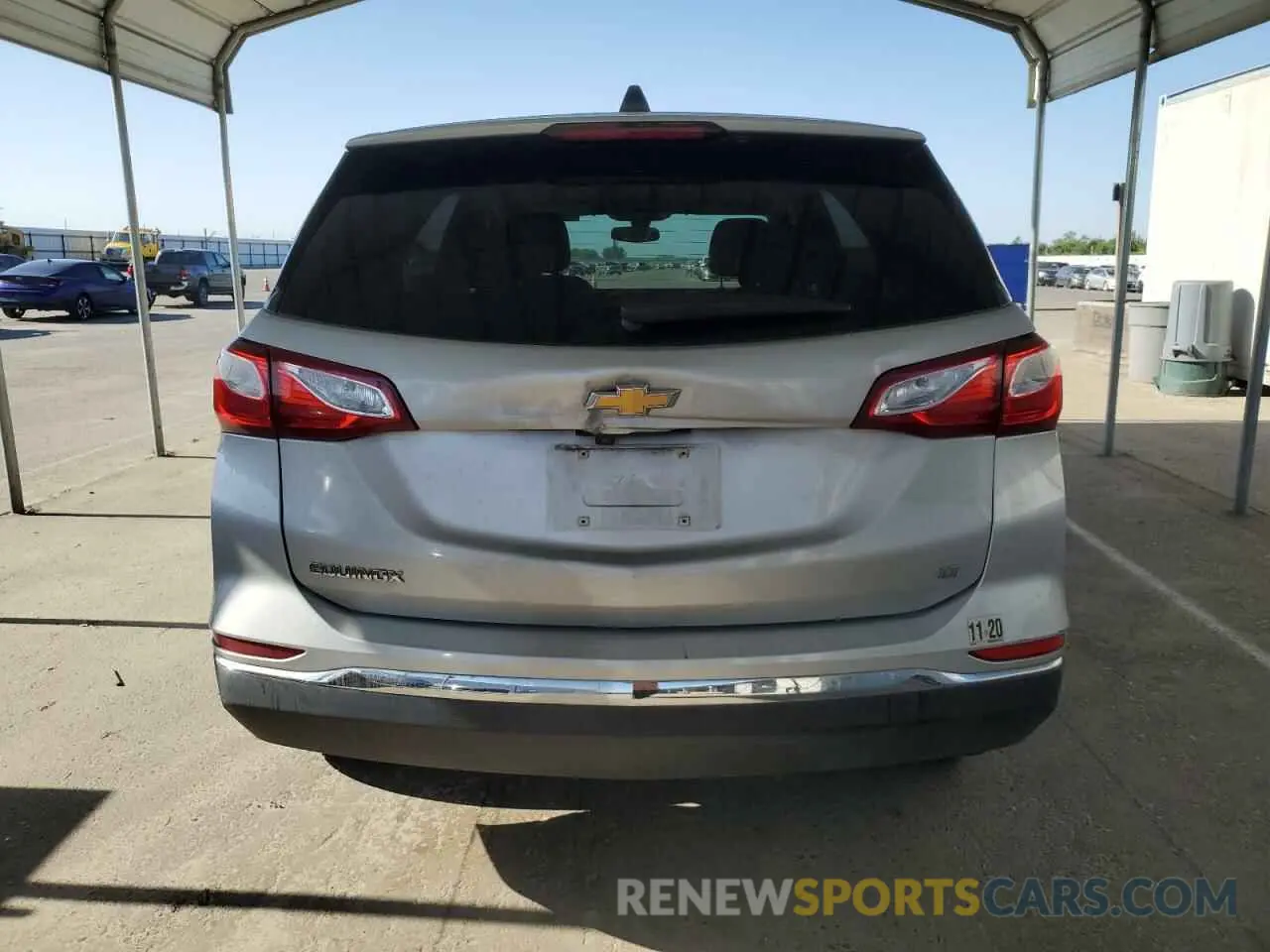 6 Photograph of a damaged car 2GNAXKEV5K6148744 CHEVROLET EQUINOX 2019