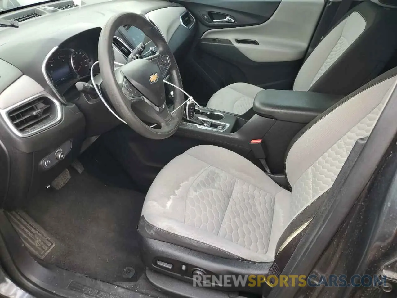 7 Photograph of a damaged car 2GNAXKEV5K6149893 CHEVROLET EQUINOX 2019