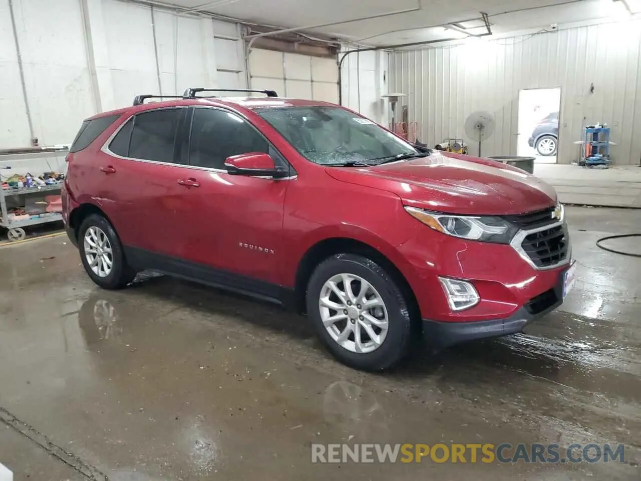 4 Photograph of a damaged car 2GNAXKEV5K6158660 CHEVROLET EQUINOX 2019