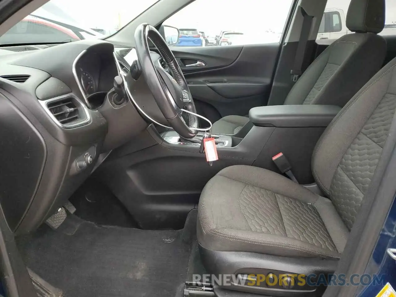 7 Photograph of a damaged car 2GNAXKEV5K6183073 CHEVROLET EQUINOX 2019