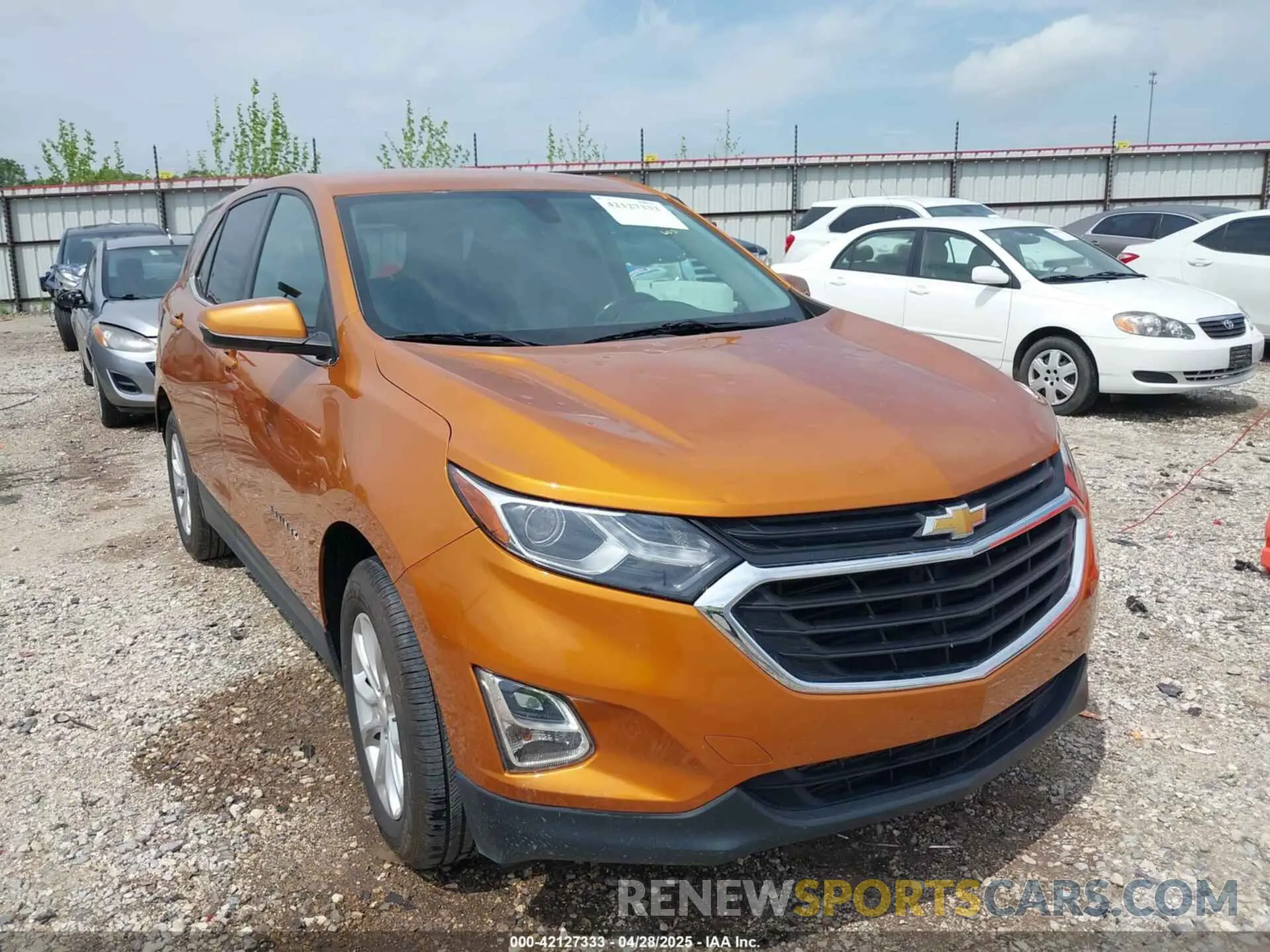 1 Photograph of a damaged car 2GNAXKEV5K6197152 CHEVROLET EQUINOX 2019