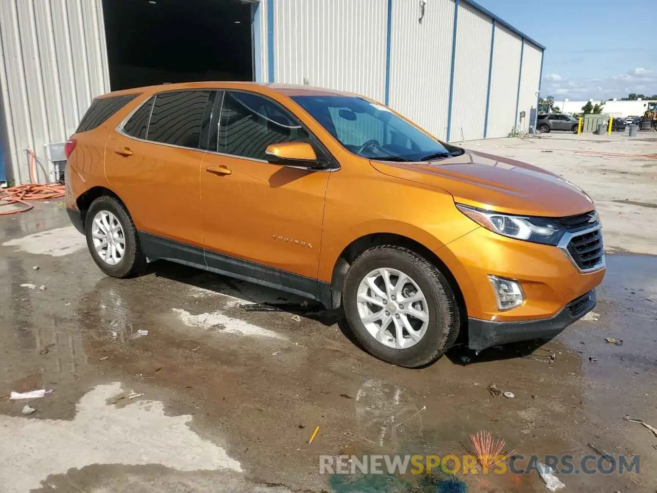 4 Photograph of a damaged car 2GNAXKEV5K6221594 CHEVROLET EQUINOX 2019