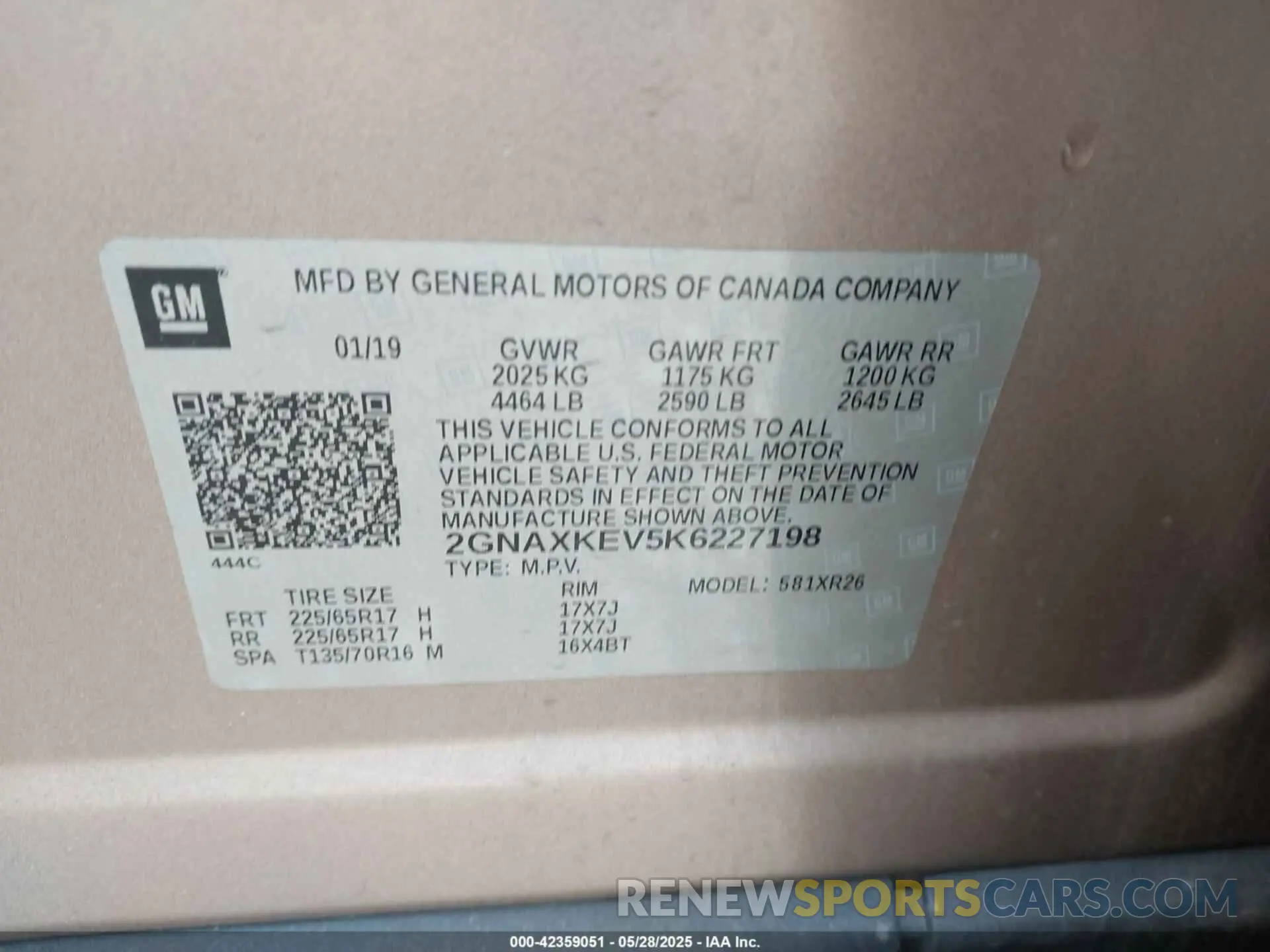 9 Photograph of a damaged car 2GNAXKEV5K6227198 CHEVROLET EQUINOX 2019