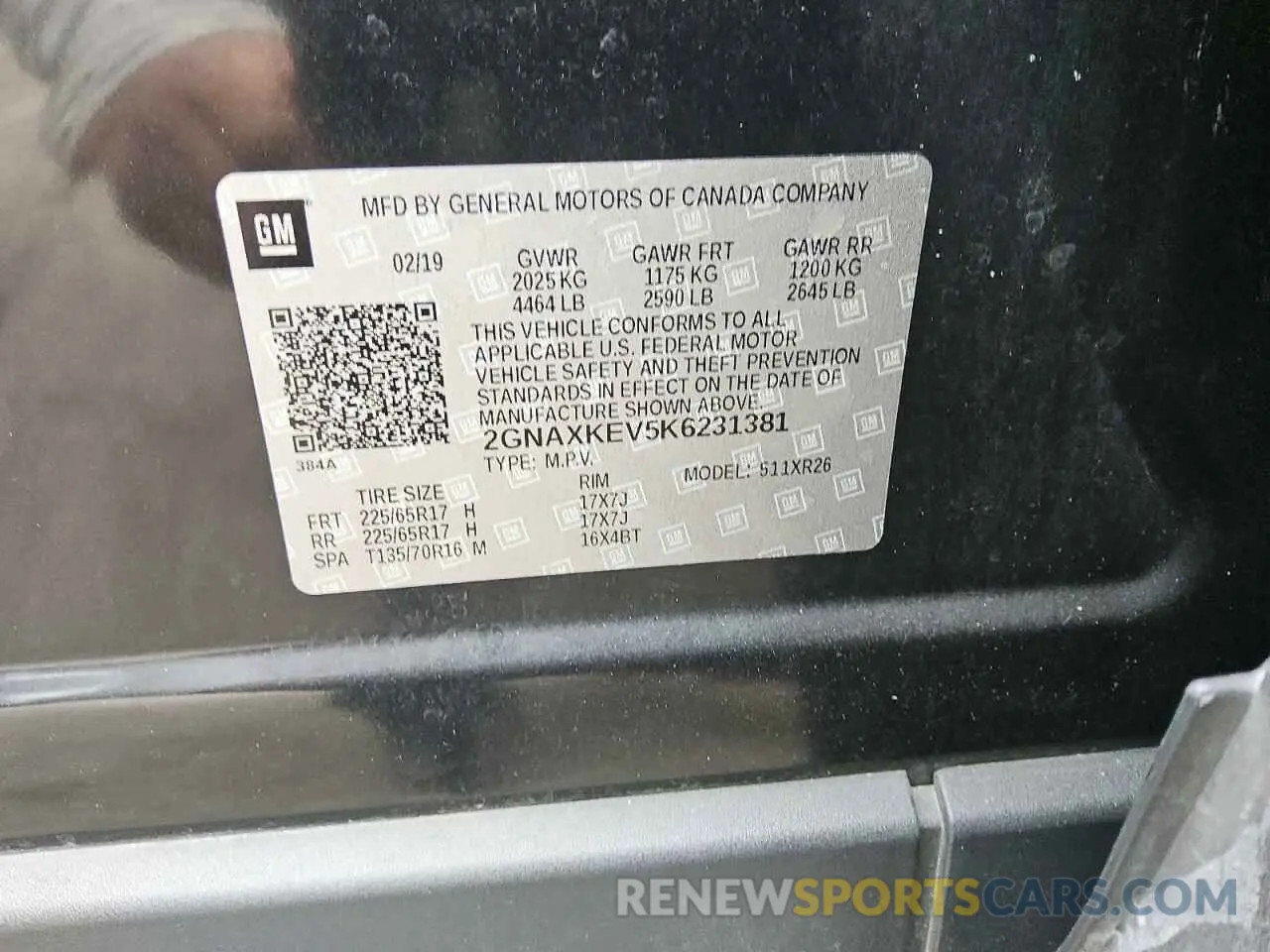 13 Photograph of a damaged car 2GNAXKEV5K6231381 CHEVROLET EQUINOX 2019