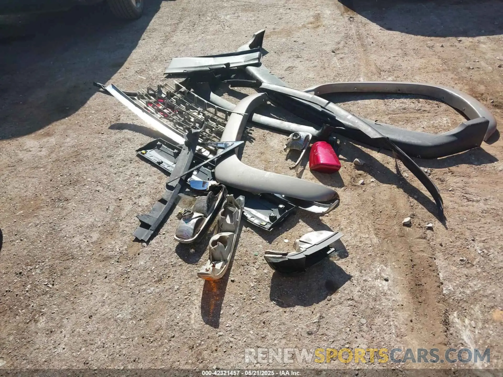 12 Photograph of a damaged car 2GNAXKEV5K6264221 CHEVROLET EQUINOX 2019