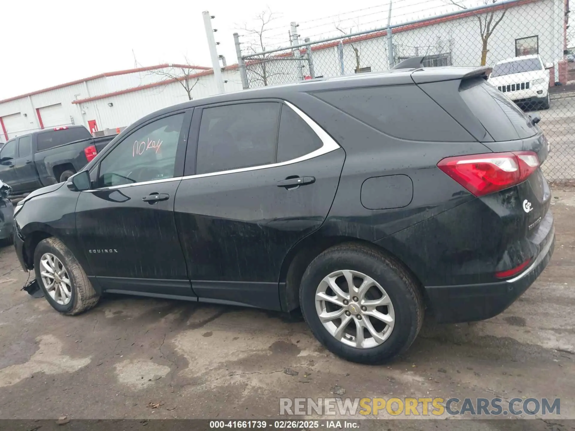 13 Photograph of a damaged car 2GNAXKEV5K6295081 CHEVROLET EQUINOX 2019