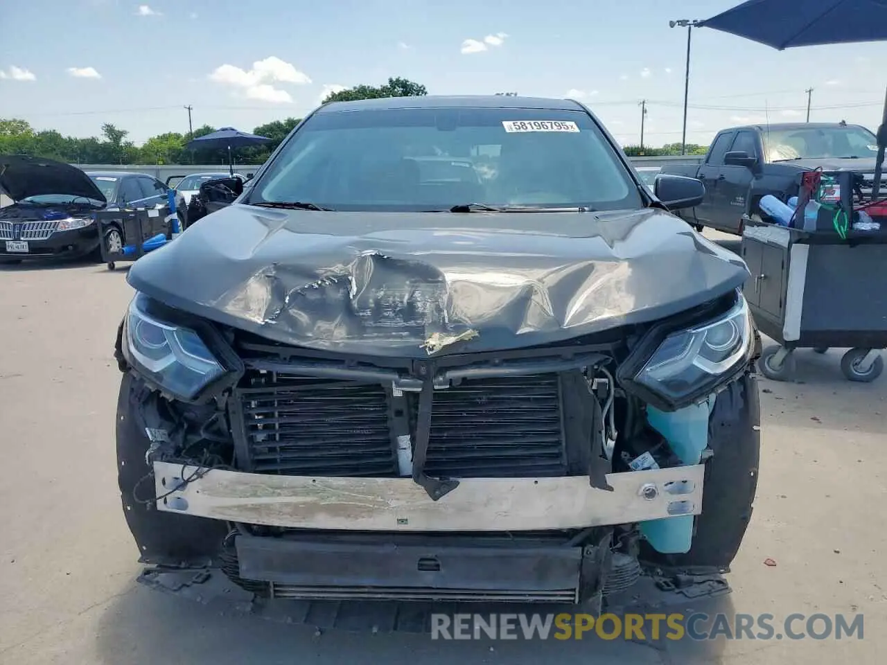 5 Photograph of a damaged car 2GNAXKEV6K6100167 CHEVROLET EQUINOX 2019