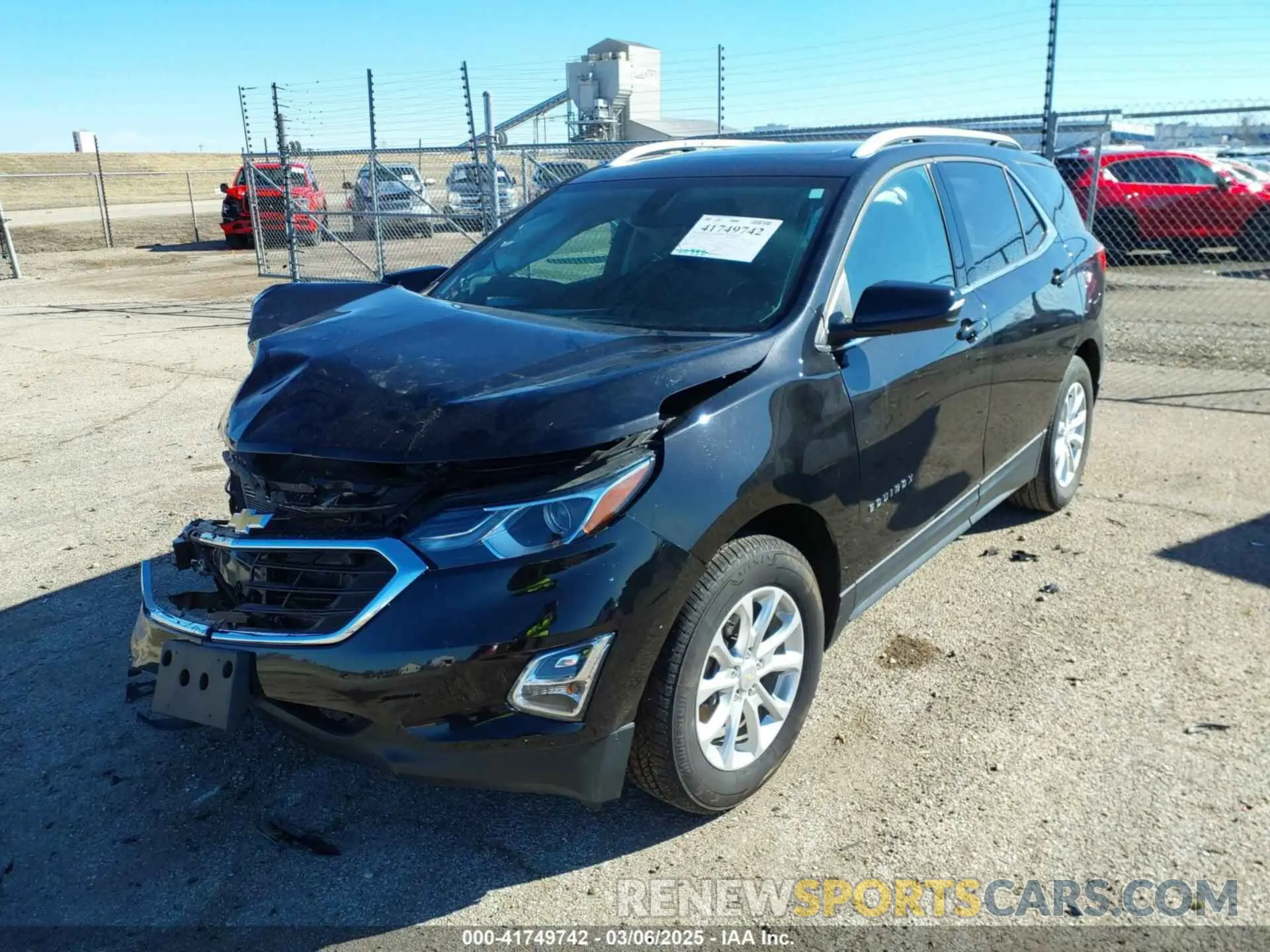 2 Photograph of a damaged car 2GNAXKEV6K6115588 CHEVROLET EQUINOX 2019