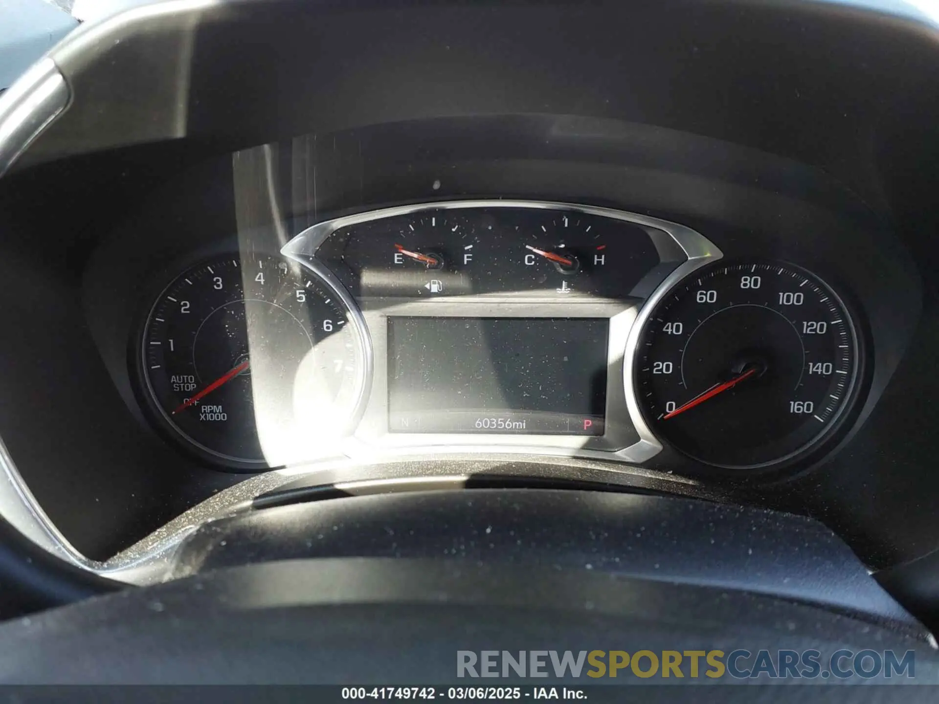 7 Photograph of a damaged car 2GNAXKEV6K6115588 CHEVROLET EQUINOX 2019