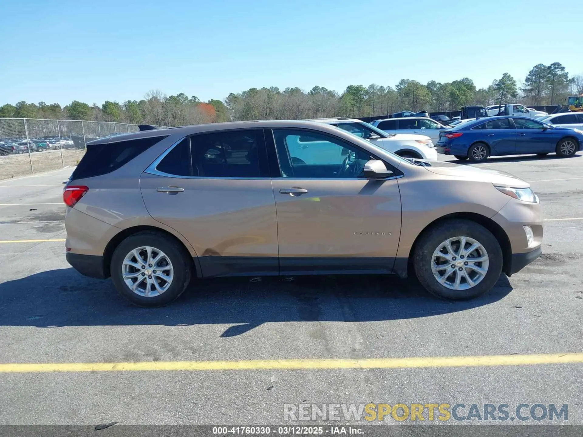 13 Photograph of a damaged car 2GNAXKEV6K6126459 CHEVROLET EQUINOX 2019