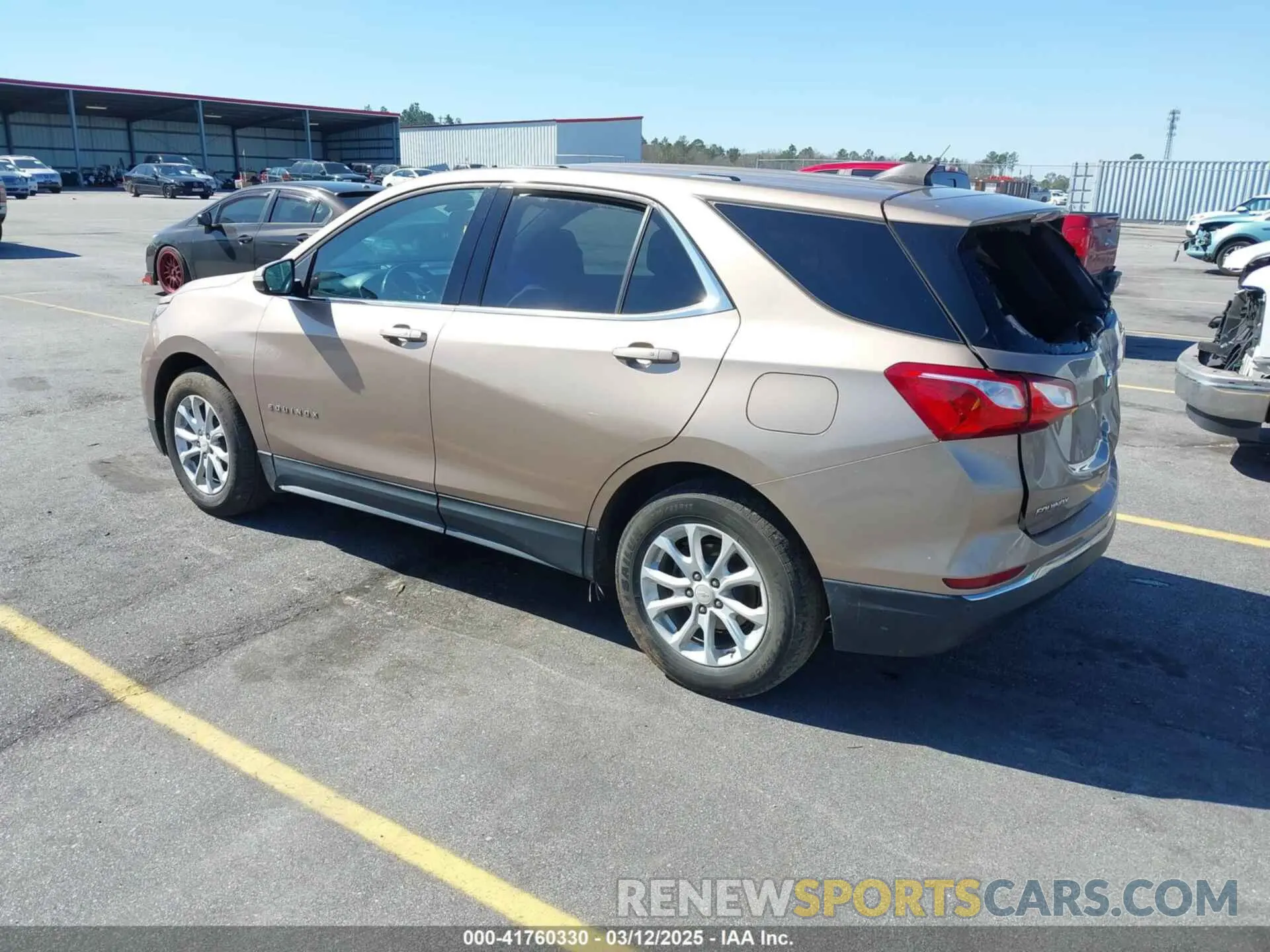 3 Photograph of a damaged car 2GNAXKEV6K6126459 CHEVROLET EQUINOX 2019