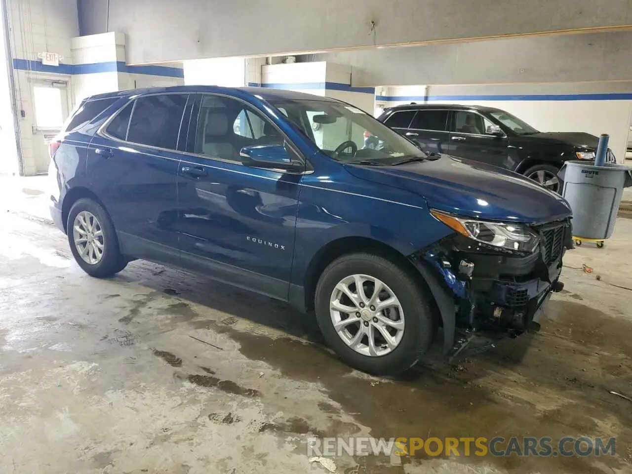 4 Photograph of a damaged car 2GNAXKEV6K6171269 CHEVROLET EQUINOX 2019