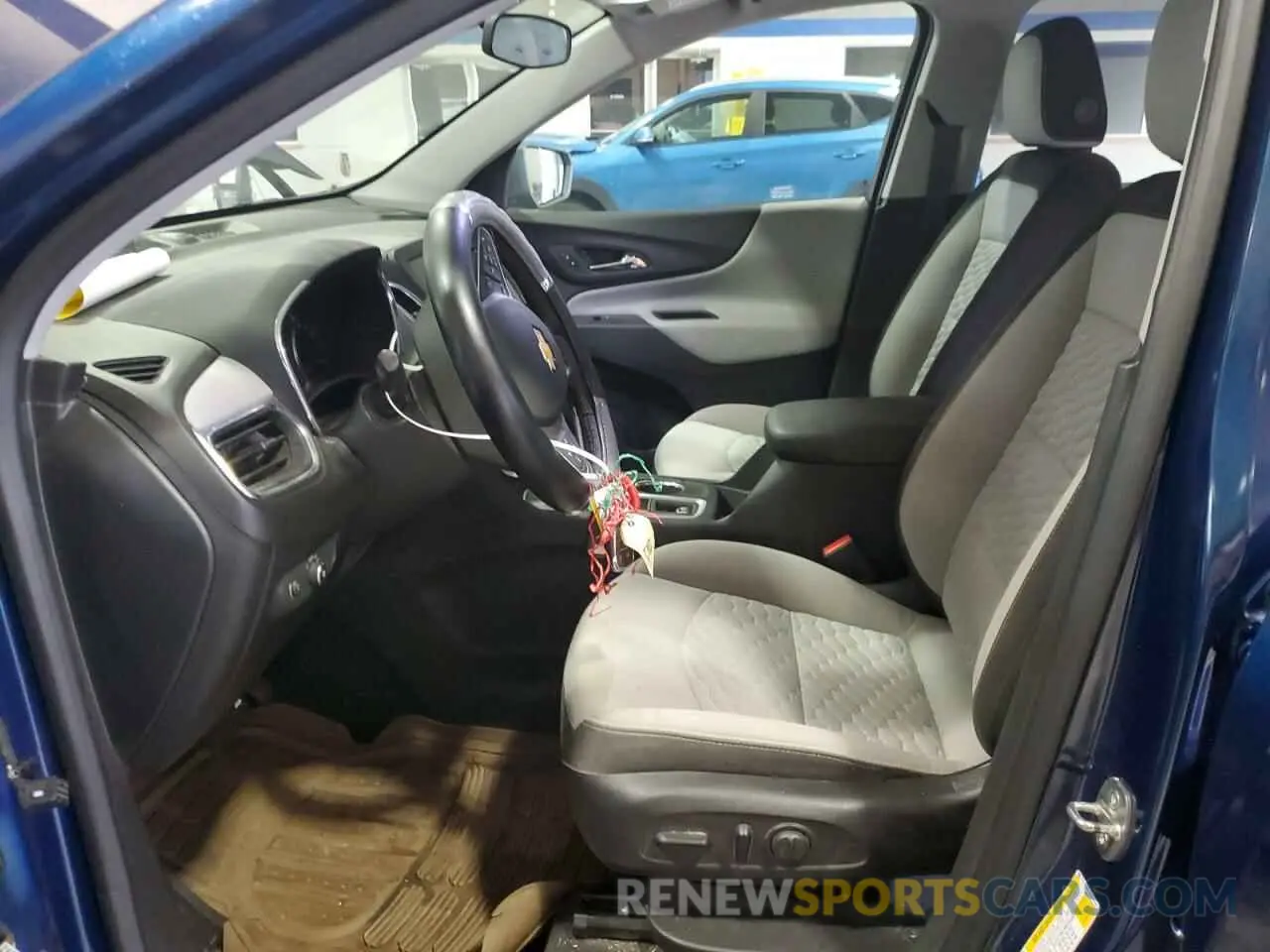 7 Photograph of a damaged car 2GNAXKEV6K6171269 CHEVROLET EQUINOX 2019