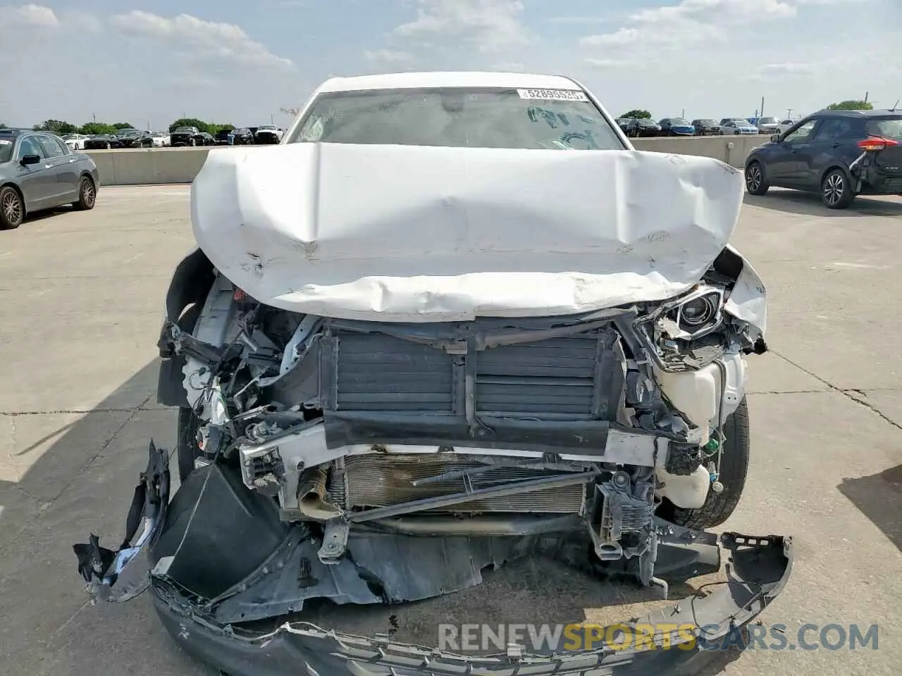 5 Photograph of a damaged car 2GNAXKEV6K6183485 CHEVROLET EQUINOX 2019