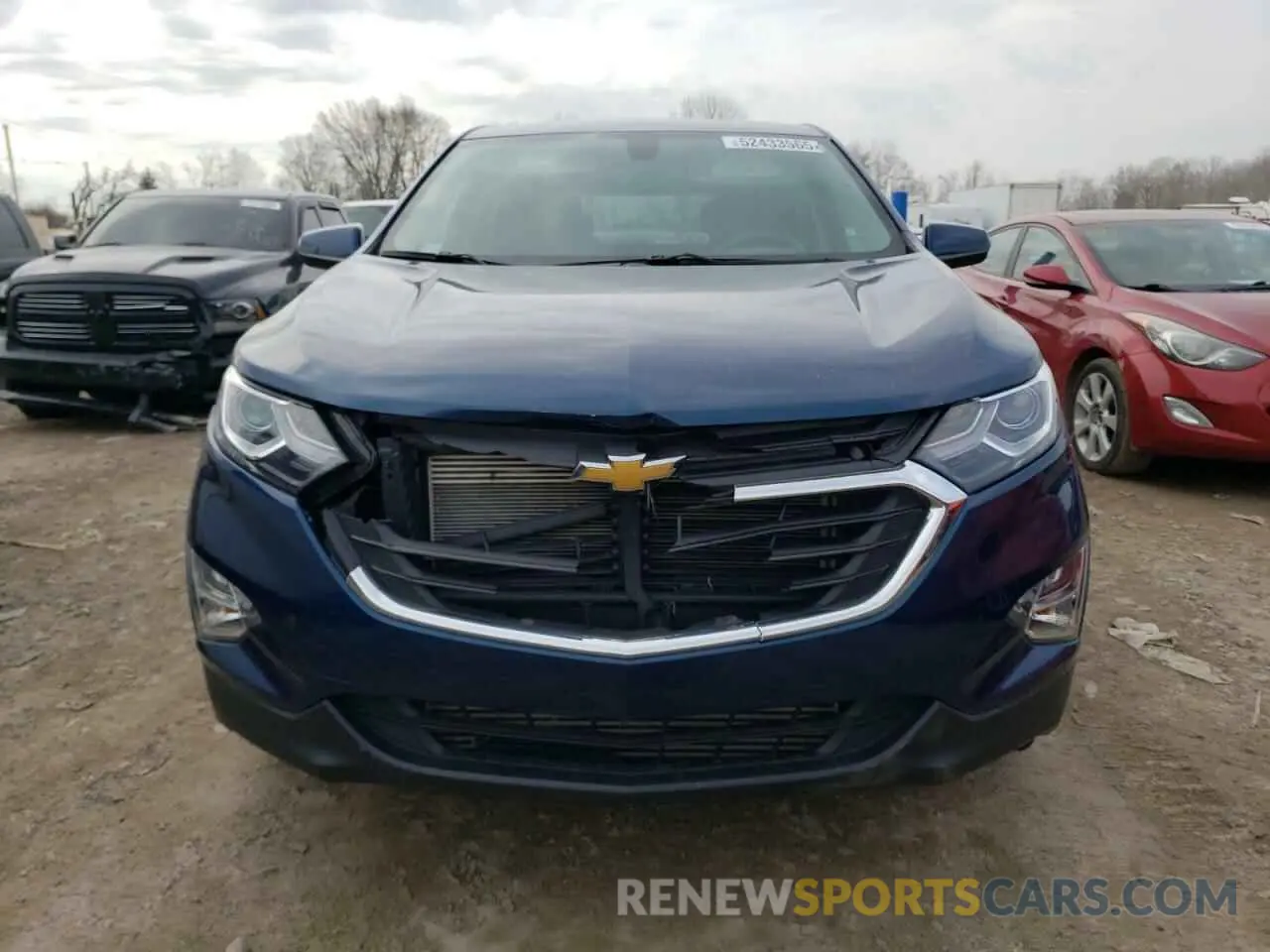 5 Photograph of a damaged car 2GNAXKEV6K6196673 CHEVROLET EQUINOX 2019