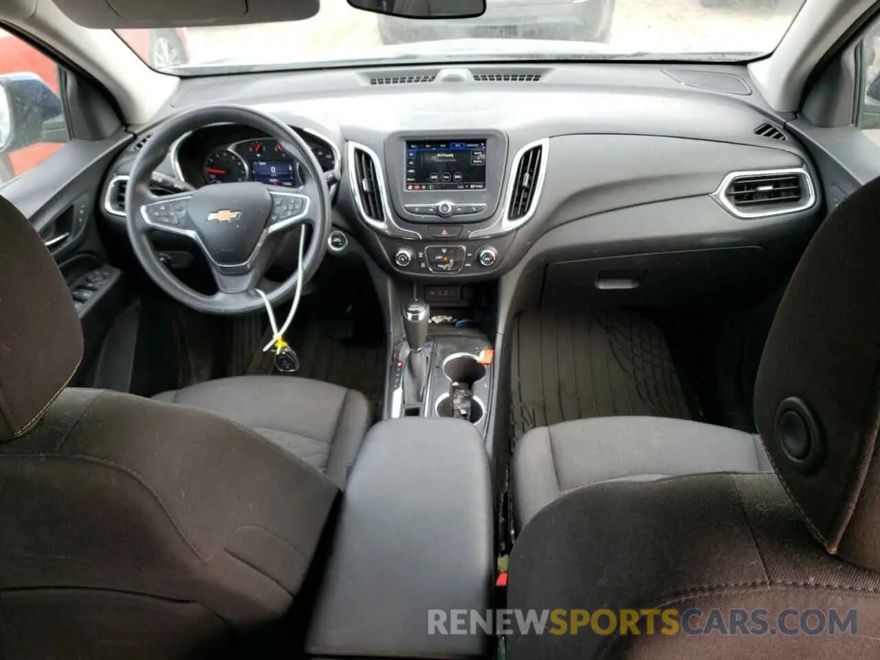 8 Photograph of a damaged car 2GNAXKEV6K6196673 CHEVROLET EQUINOX 2019