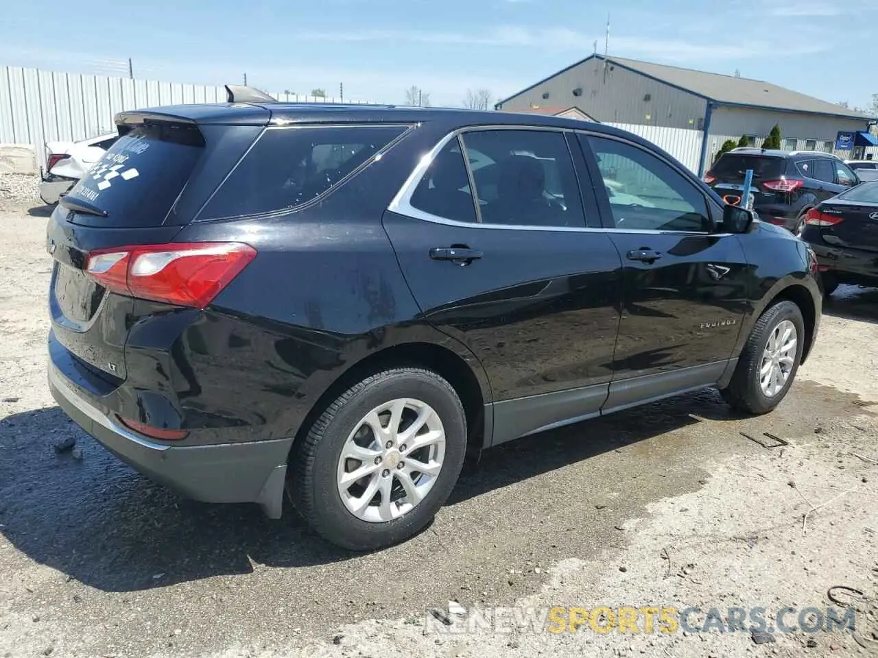 3 Photograph of a damaged car 2GNAXKEV6K6207588 CHEVROLET EQUINOX 2019