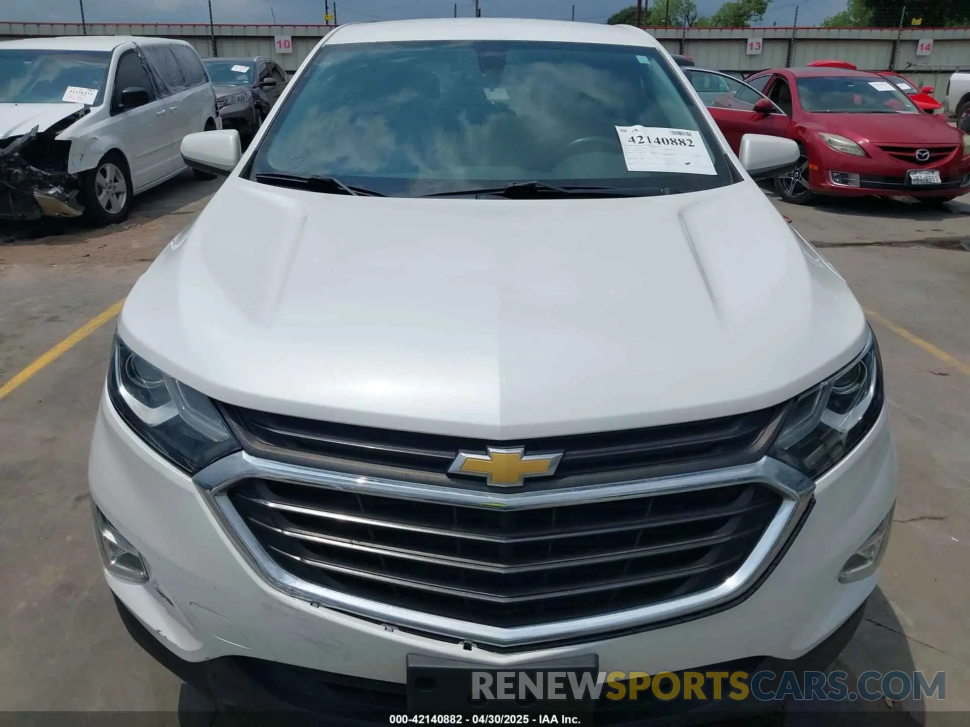 13 Photograph of a damaged car 2GNAXKEV6K6255642 CHEVROLET EQUINOX 2019