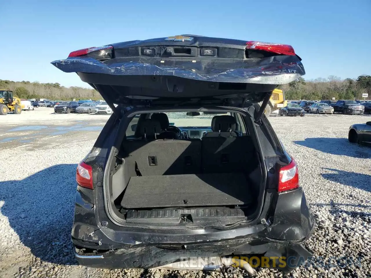 6 Photograph of a damaged car 2GNAXKEV6K6296689 CHEVROLET EQUINOX 2019