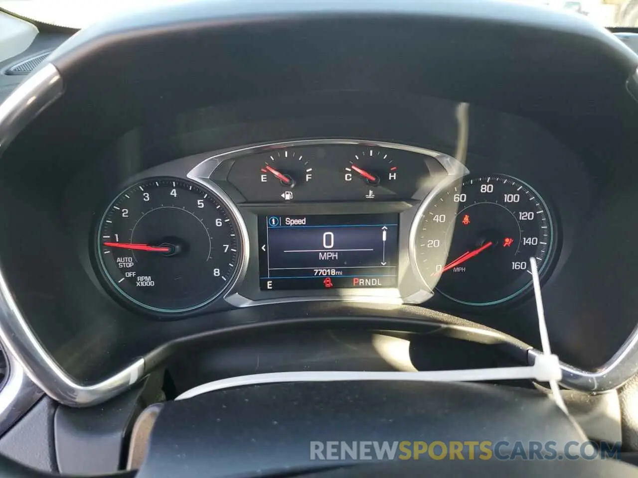 9 Photograph of a damaged car 2GNAXKEV6K6296689 CHEVROLET EQUINOX 2019