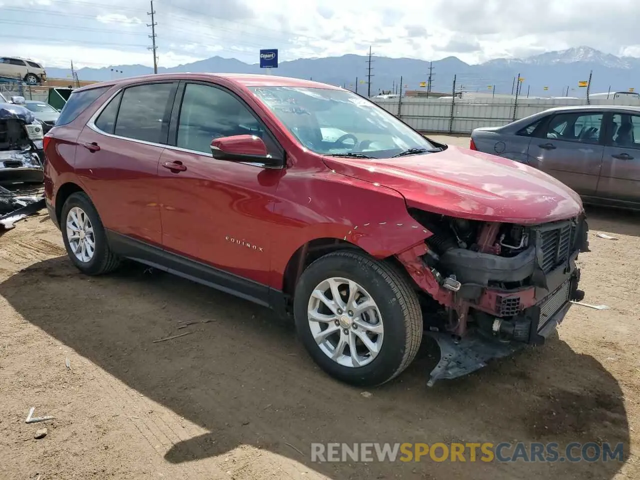 4 Photograph of a damaged car 2GNAXKEV7K6128706 CHEVROLET EQUINOX 2019