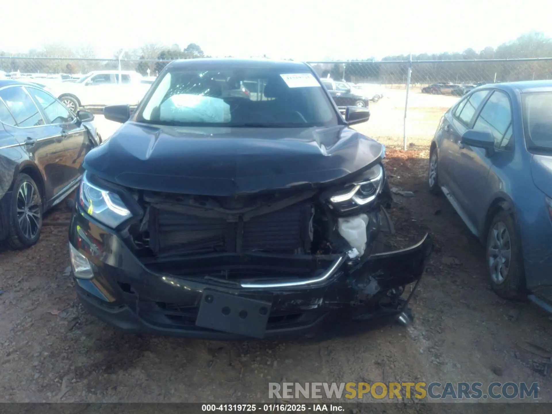12 Photograph of a damaged car 2GNAXKEV7K6158112 CHEVROLET EQUINOX 2019