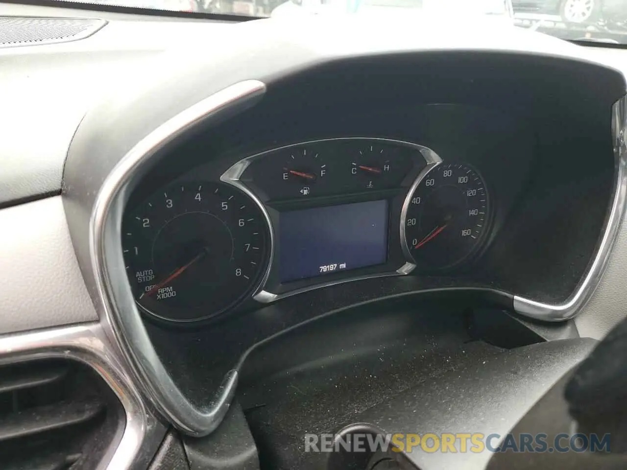9 Photograph of a damaged car 2GNAXKEV7K6182233 CHEVROLET EQUINOX 2019