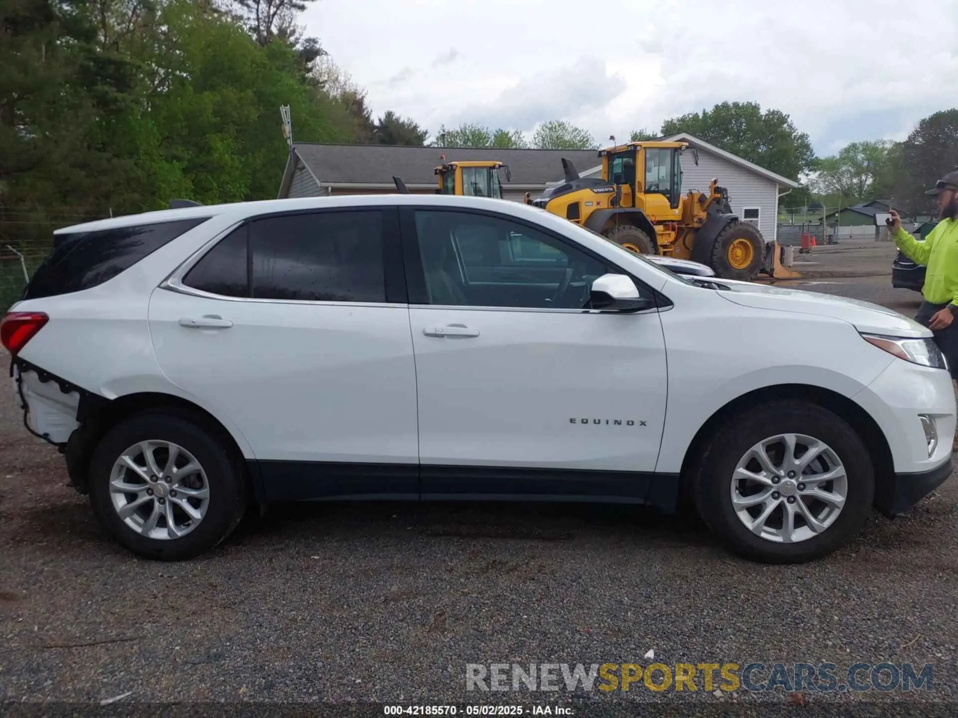 14 Photograph of a damaged car 2GNAXKEV7K6190252 CHEVROLET EQUINOX 2019
