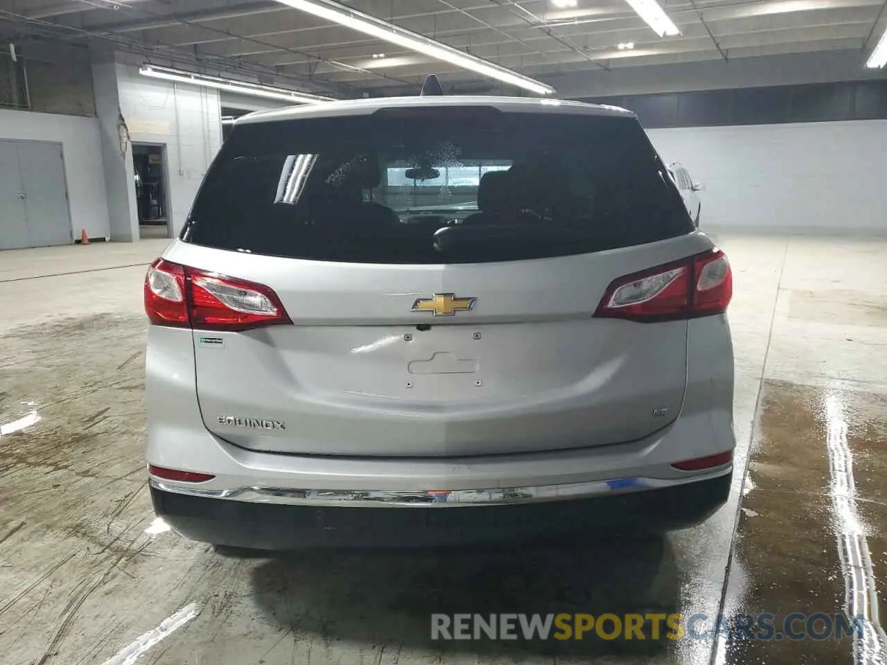 6 Photograph of a damaged car 2GNAXKEV7K6207728 CHEVROLET EQUINOX 2019