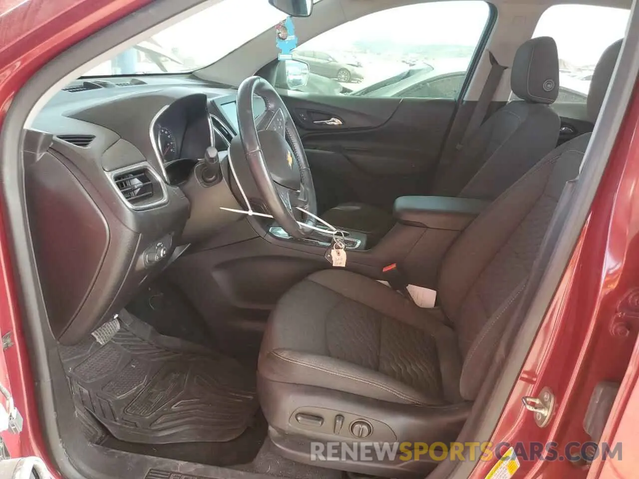 7 Photograph of a damaged car 2GNAXKEV7K6263698 CHEVROLET EQUINOX 2019