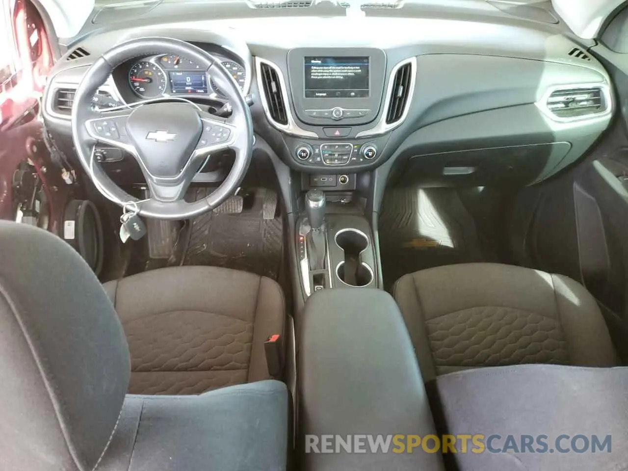 8 Photograph of a damaged car 2GNAXKEV7K6263698 CHEVROLET EQUINOX 2019
