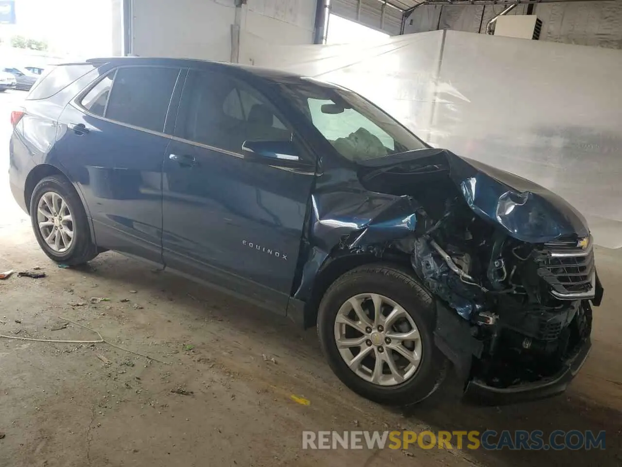 4 Photograph of a damaged car 2GNAXKEV7K6267136 CHEVROLET EQUINOX 2019
