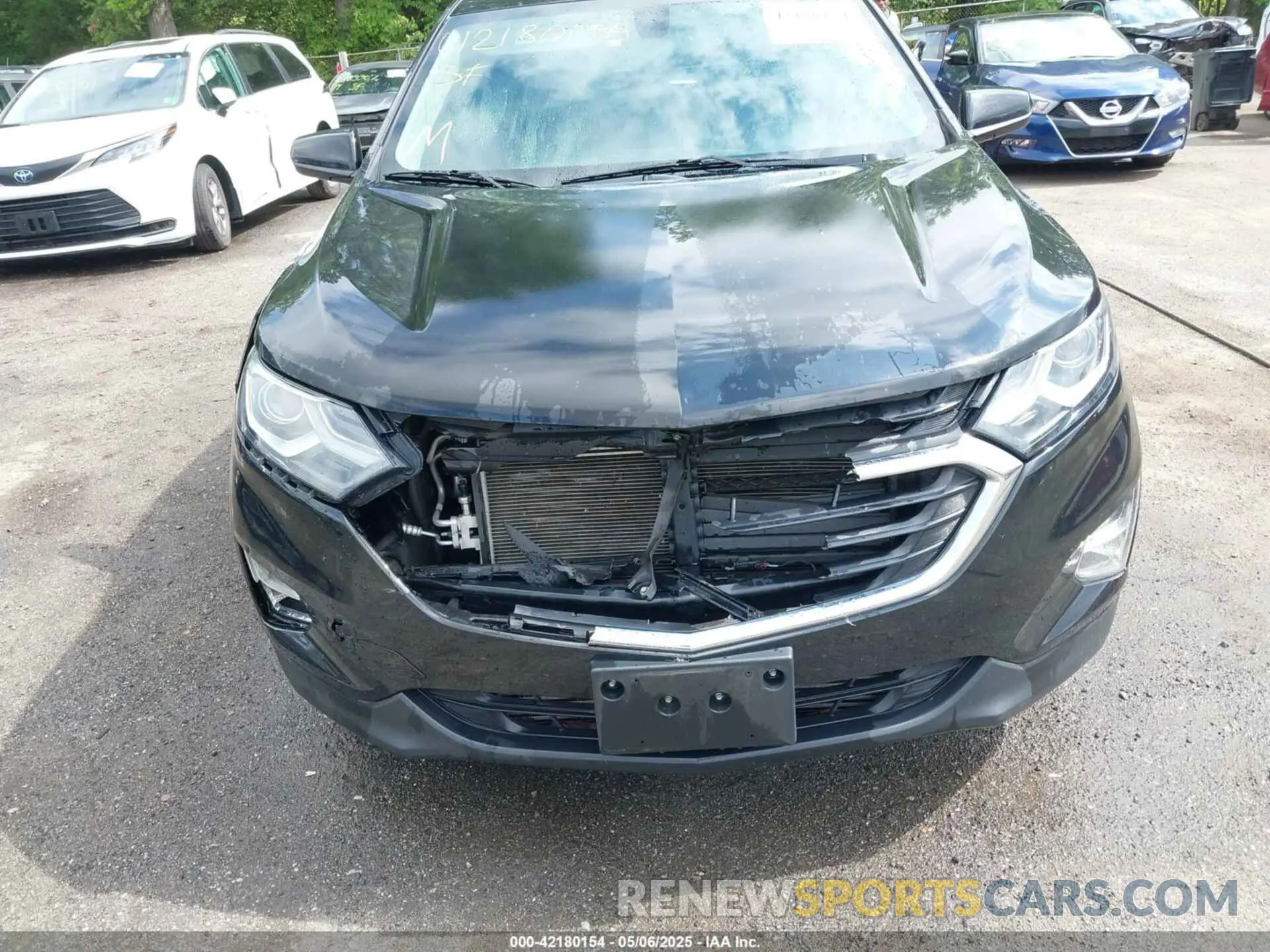 6 Photograph of a damaged car 2GNAXKEV7K6307411 CHEVROLET EQUINOX 2019
