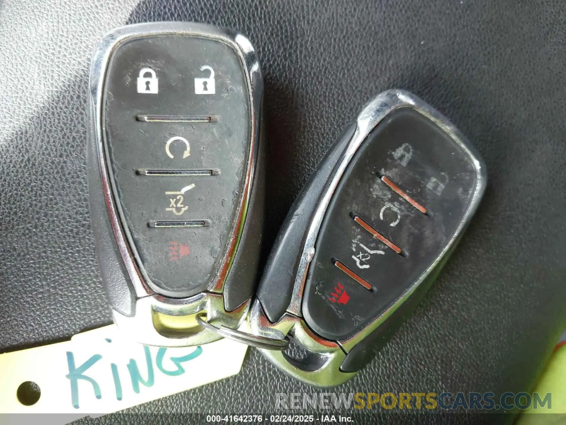 11 Photograph of a damaged car 2GNAXKEV8K6110828 CHEVROLET EQUINOX 2019