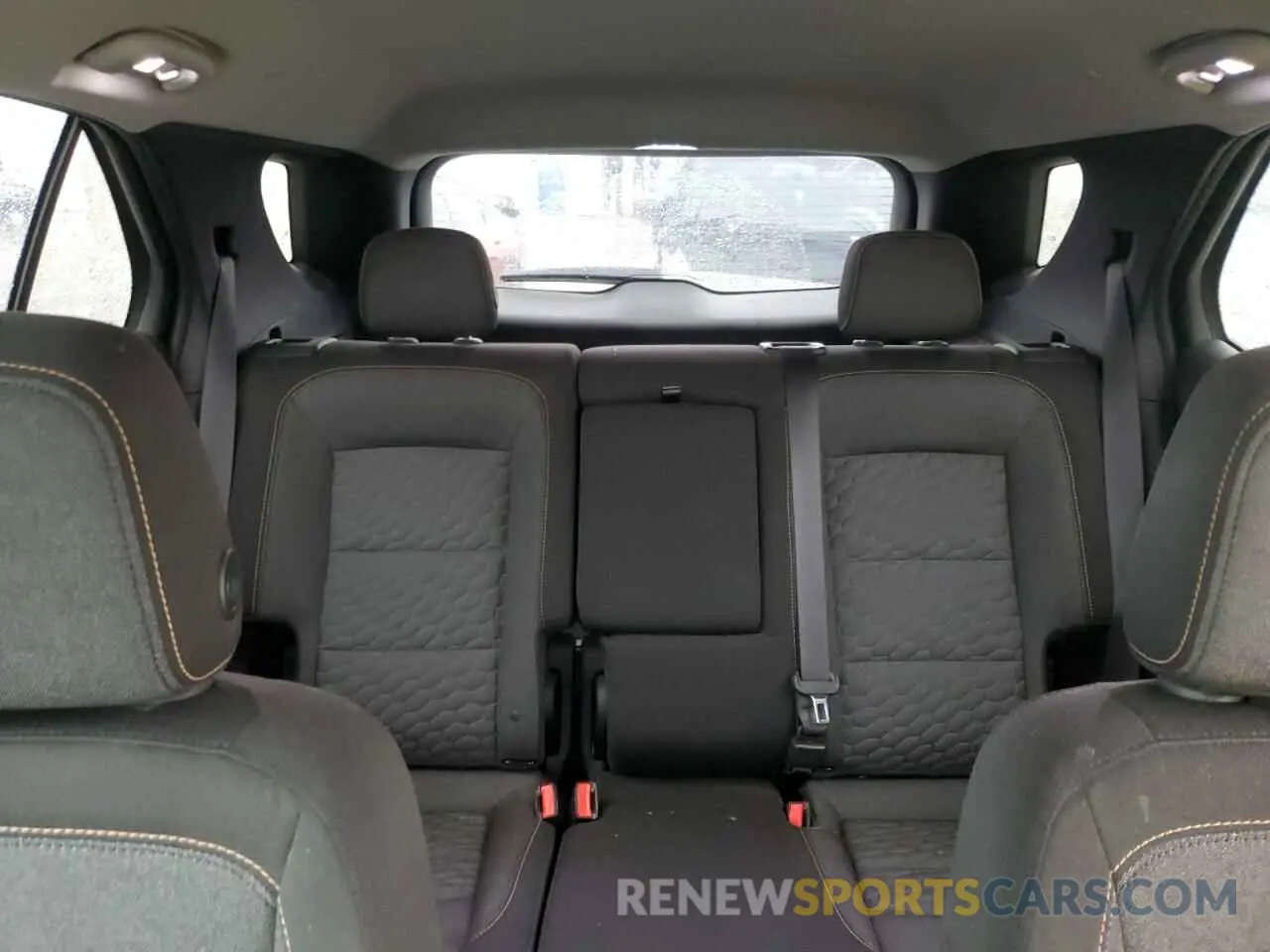 10 Photograph of a damaged car 2GNAXKEV8K6148091 CHEVROLET EQUINOX 2019