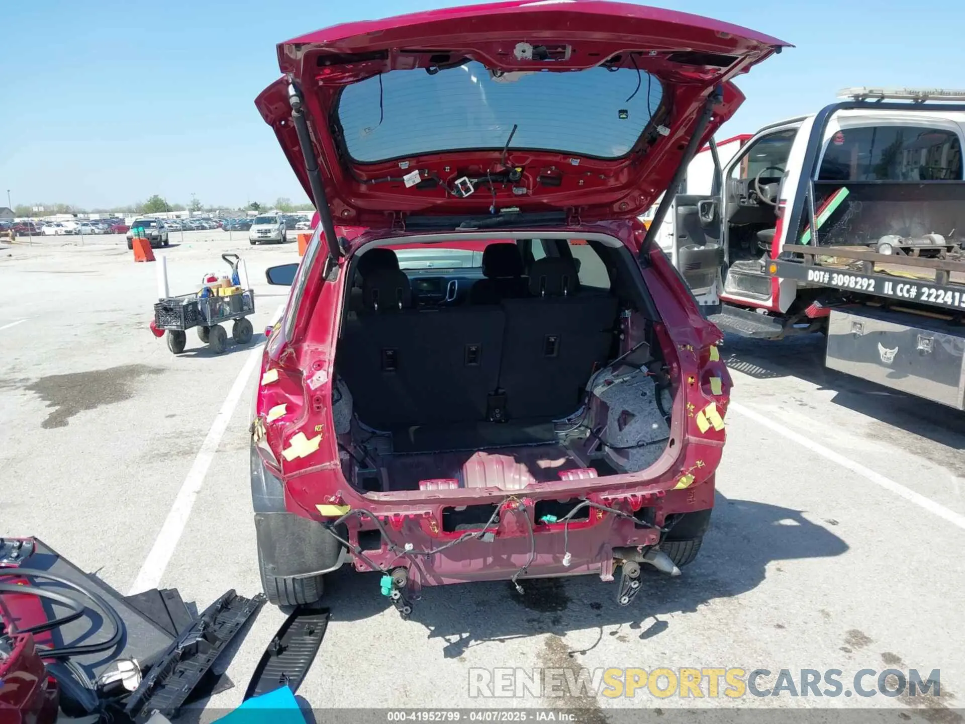 6 Photograph of a damaged car 2GNAXKEV8K6149676 CHEVROLET EQUINOX 2019